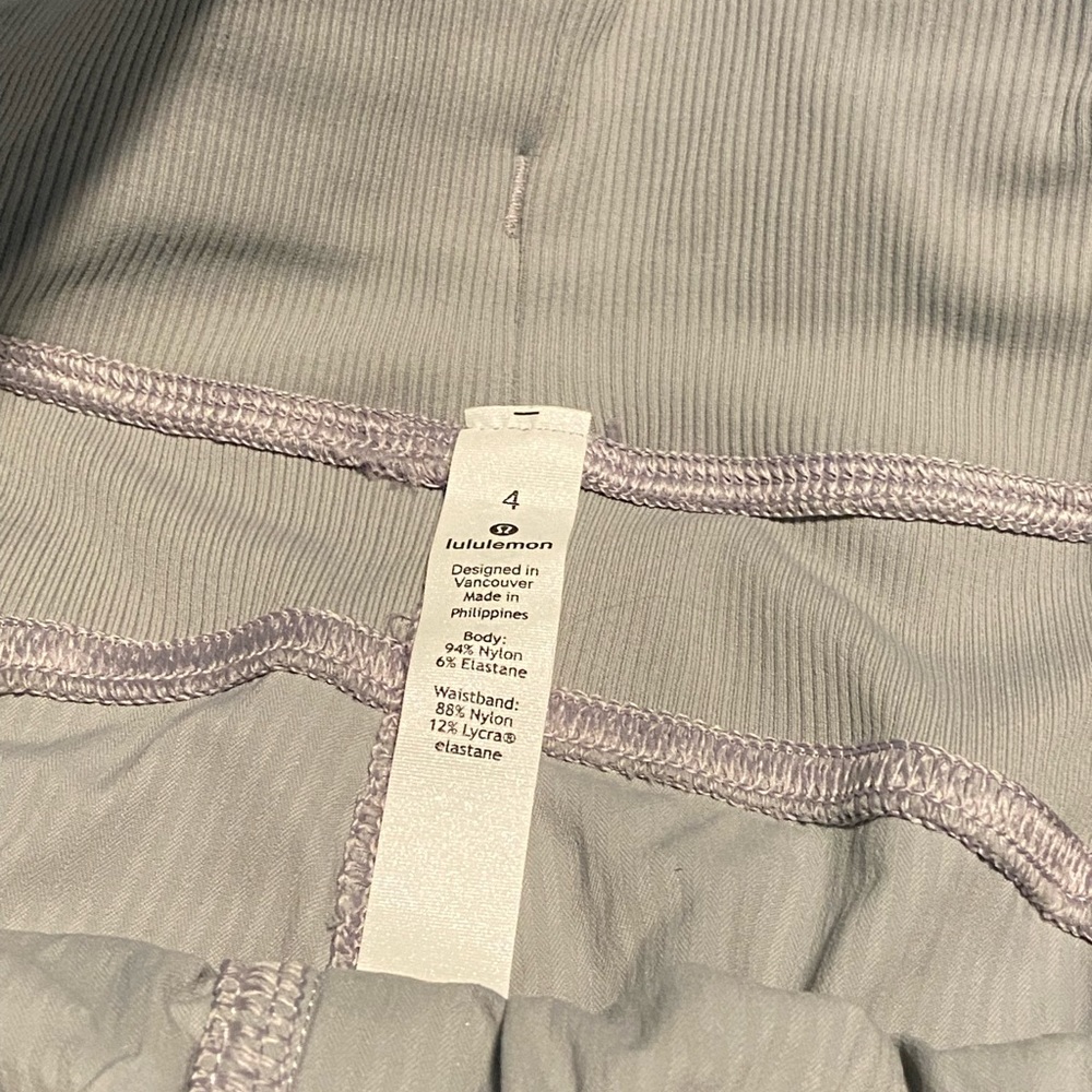 Lululemon dance studio joggers - crop